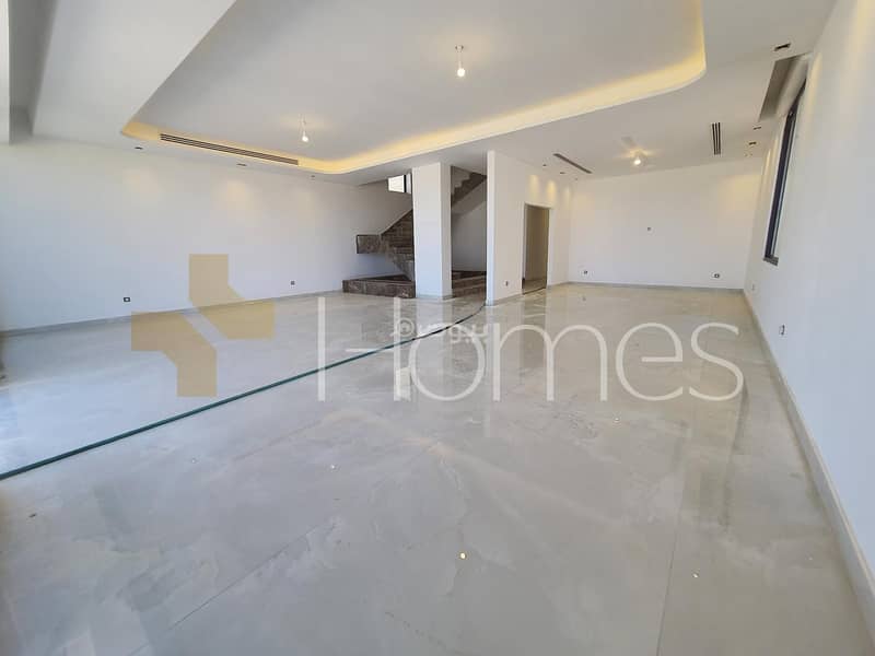 5 Bedrooms Villa For Sale in Rajum Omeish, Amman