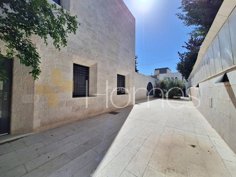 12 Bedrooms Villa For Rent Abdun, Amman