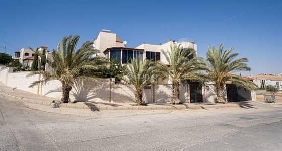 5 Bedroom Villa for Sale in Shafa Badran, Amman - 5 Bedrooms Villa For Sale in Shafa Badran, Amman
