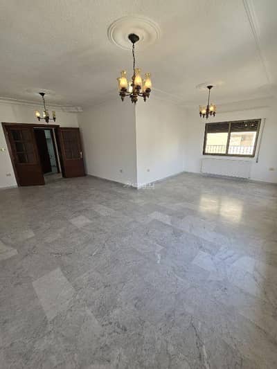3 Bedroom Apartment for Sale in Dahyet Al Rasheed, Amman - 3 Bedrooms Apartment For Sale in Dahyet Al Rasheed, Amman