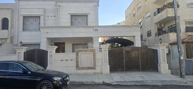 فیلا 5 غرف نوم للبيع في الرابية، عمان - فيلا 5 غرف نوم للبيع في رابية، عمان