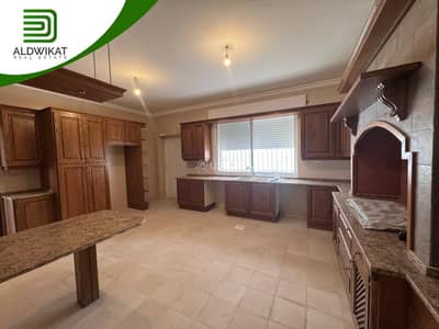 4 Bedroom Villa for Sale in Sweileh, Amman - 4 Bedrooms Villa For Sale in Sweileh, Amman