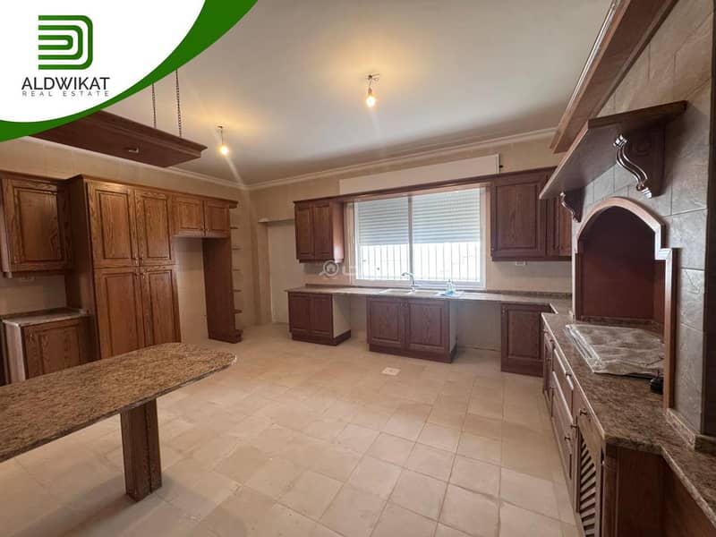 4 Bedrooms Villa For Sale in Sweileh, Amman 4 Bedrooms Villa For Sale in Sweileh, Amman