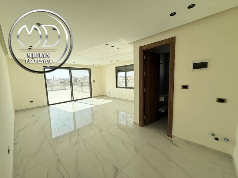 شقة 3 غرف نوم للبيع في قرية النخيل، عمان