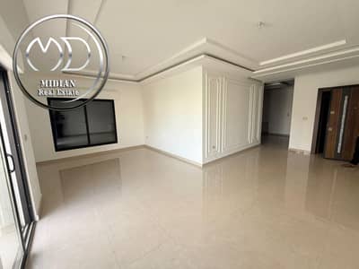 فلیٹ 3 غرف نوم للبيع في قرية النخيل، عمان - شقة مكونة من 3 غرف نوم للبيع في قريه النخيل، عمان