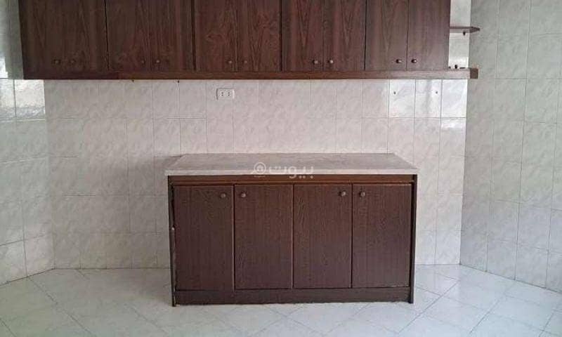 شقة مكونة من 3 غرف نوم للإيجار في الجبيهة، عمان