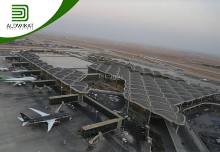 شاليه  للبيع في شارع المطار، عمان - أرض سكنية للبيع في طريق المطار، عمان