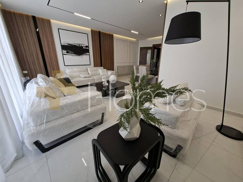 شقة 4 غرف نوم للبيع في الحويطات، عمان