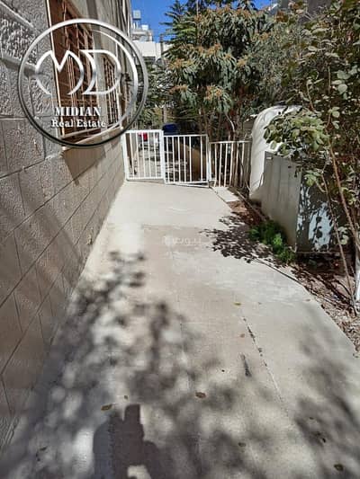 3 Bedroom Flat for Sale in Shmeisani, Amman - 3 Bedrooms Apartment For Sale in Shmeisani, Amman