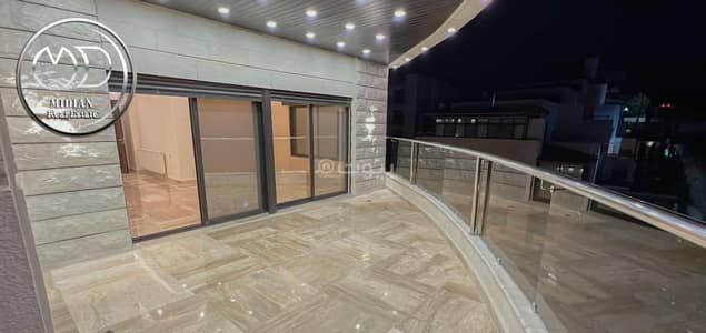 شقة 3 غرف نوم للبيع في ام السماق، عمان - شقة مكونة من 3 غرف نوم للبيع في أم السماق، عمان