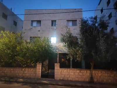 Hotel Apartment for Sale in Jabal Alhussein, Amman - 0 Bedroom Commercial Building For Sale Amman Jabal Alhussein