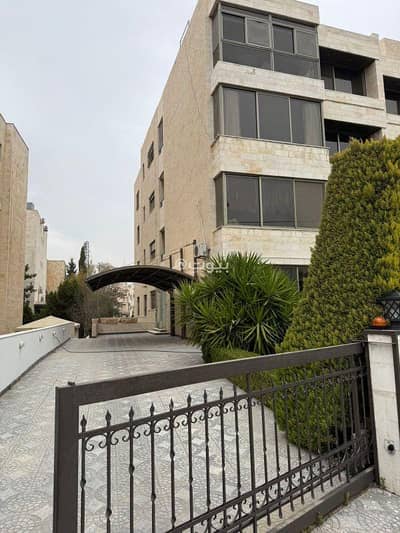 شقة 4 غرف نوم للبيع في عبدون، عمان - شقة مكونة من 4 غرف نوم للبيع في عبدون، عمان