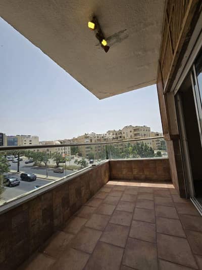 3 Bedroom Flat for Sale in Dair Ghbar, Amman - 3 Bedrooms Apartment For Sale Dair Ghbar, Amman