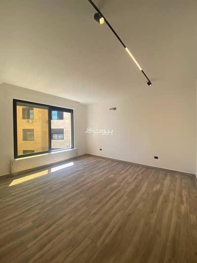 4 Bedroom Flat for Sale in Qaryet Al Nakheel, Amman - 4 Bedrooms Apartment For Sale Qaryet Al Nakheel, Amman