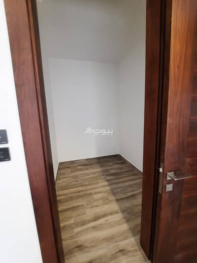 4 Bedroom Flat for Sale in Qaryet Al Nakheel, Amman - 4 Bedrooms Apartment For Sale in Qaryet Al Nakheel, Amman
