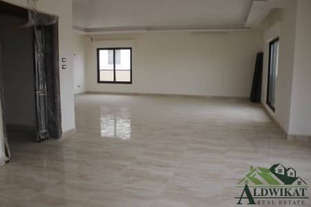 4 Bedroom Flat for Sale in Al Kursi, Amman - Photo