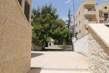 6 Bedroom Villa for Sale in Tela Al Ali, Amman - Photo