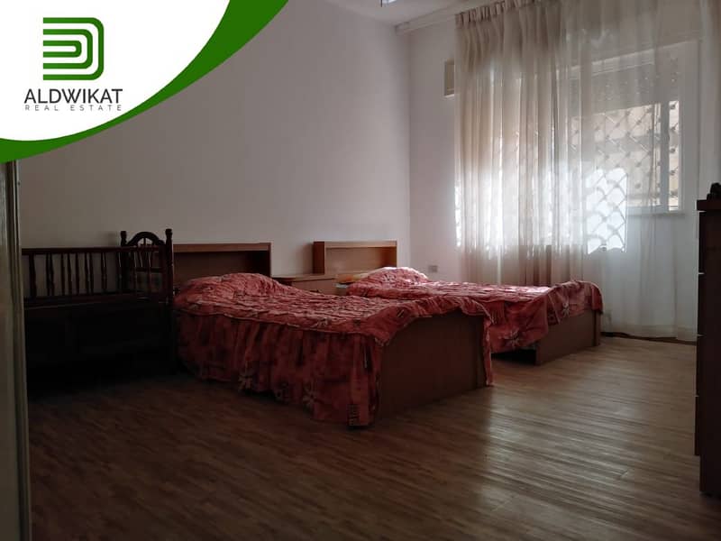 6 Photo