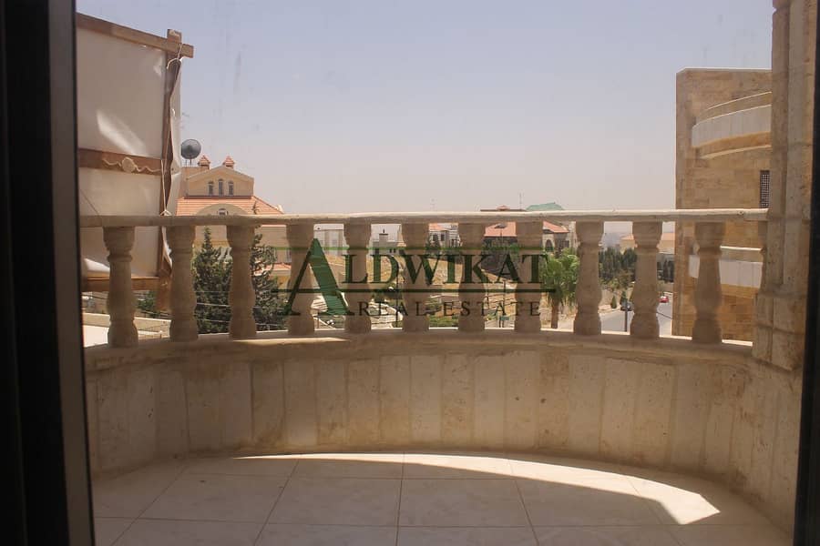 4 Photo