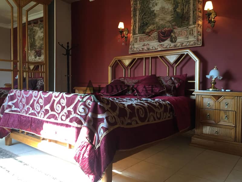 25 Photo