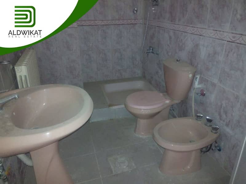 8 Photo