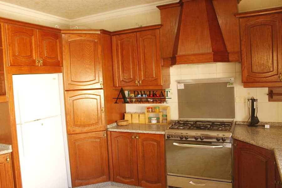 4 Photo