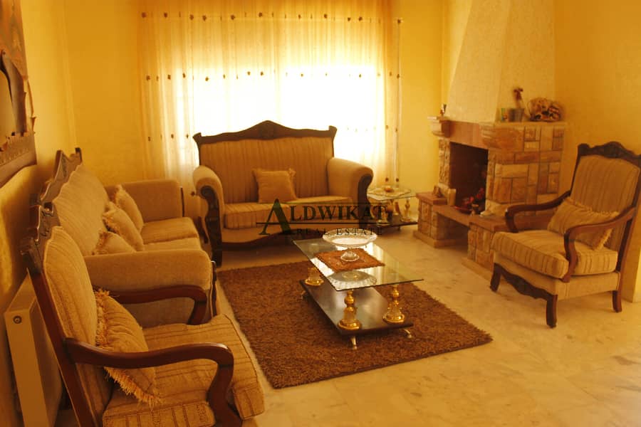 6 Photo