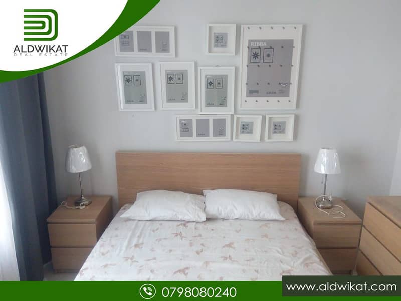 21 Photo