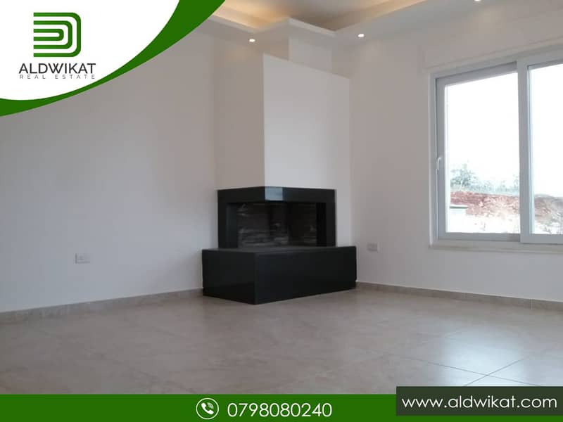 6 Photo