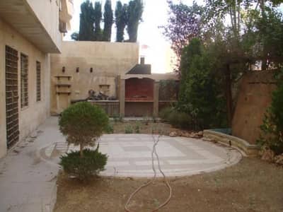 4 Bedroom Flat for Sale in Jabal Amman, Amman - Photo
