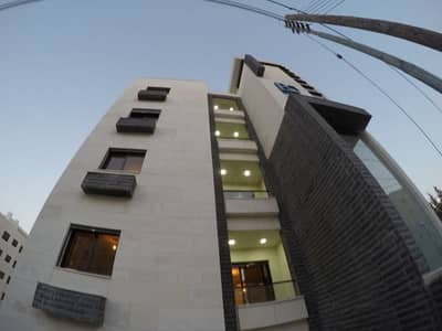 3 Bedroom Flat for Sale in Al Jubaiha, Amman - Photo